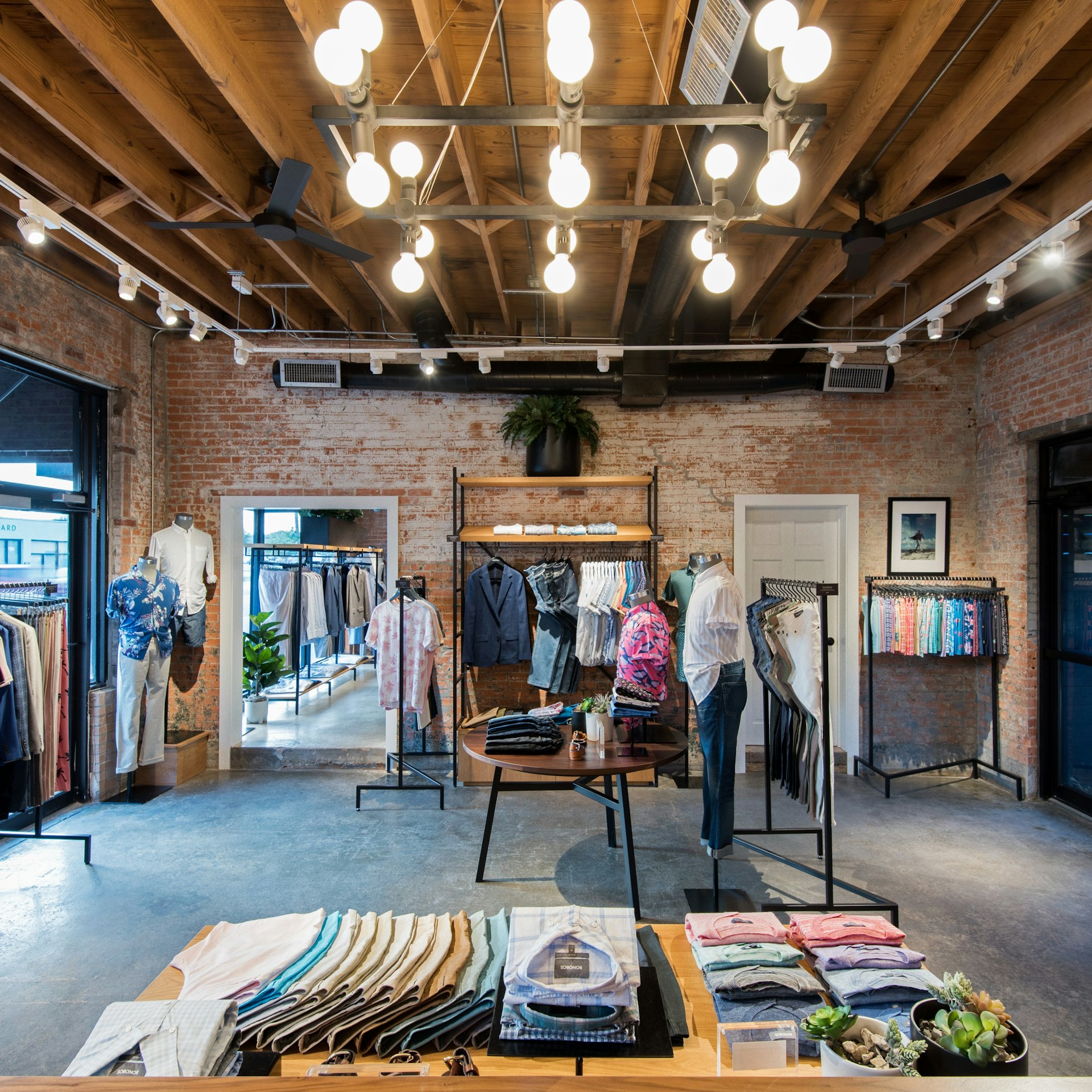Men's Clothing Store in Knox-Henderson, Dallas, TX | Bonobos